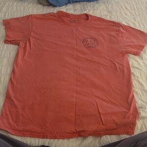 Women’s pink t shirt